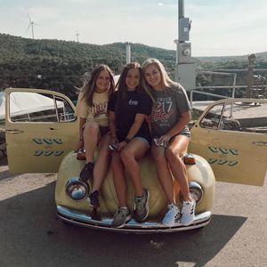 Meet your Posher, Jentri